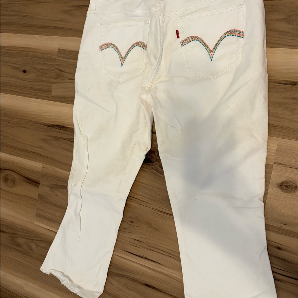 Levi's White Straight Leg Jeans with Embroidery - Picture 9 of 10